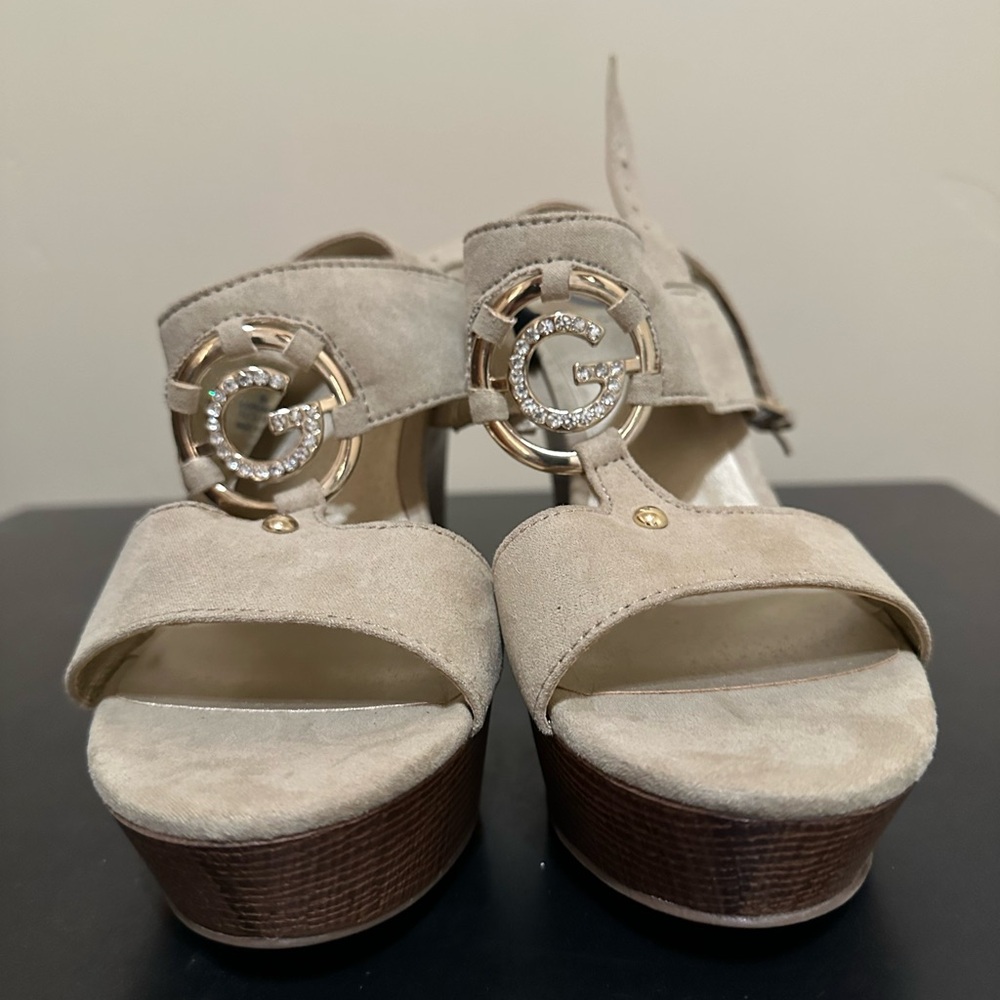 New without tags. G by guess wedges. 8 1/2 taupe colored